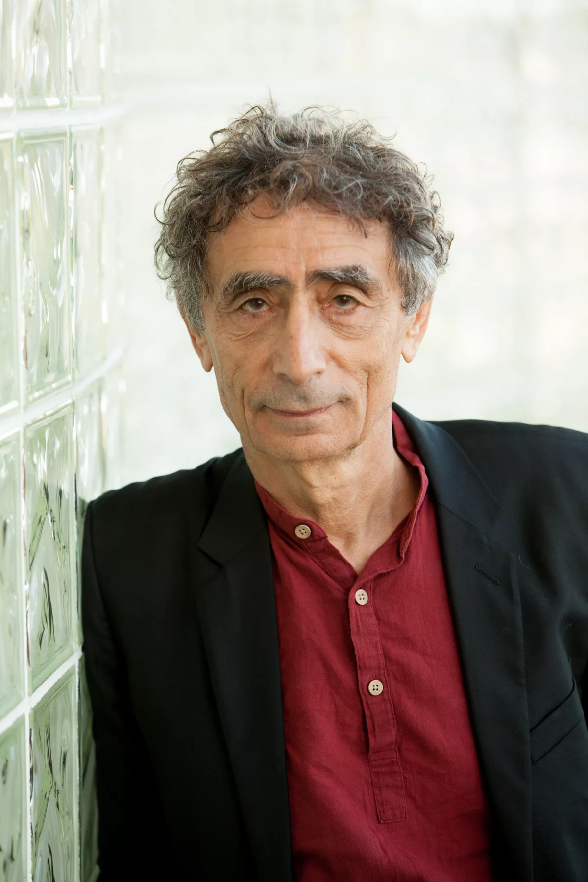 Gabor Maté – lekarz, który leczy nie tylko ciało, ale i duszę